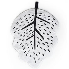 Load image into Gallery viewer, Wee Gallery Organic Crinkle Toy Leaf